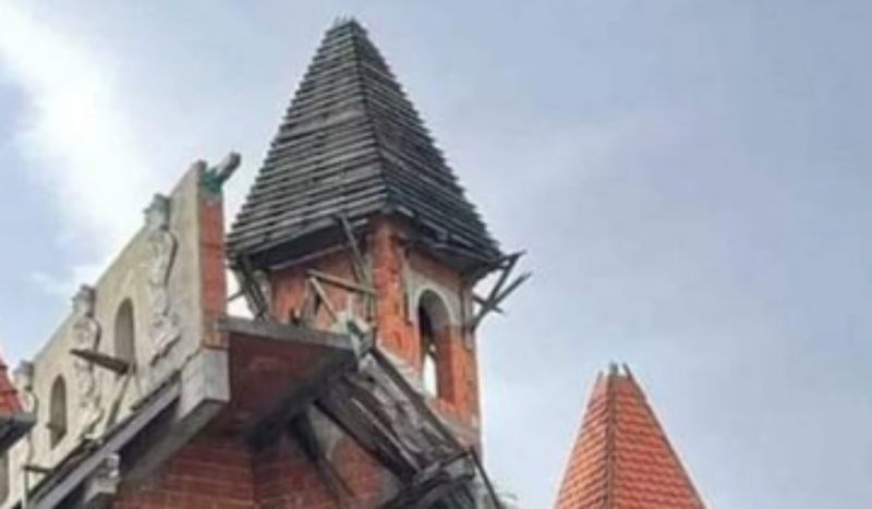 Fotka bizarne kuće iz Hrvatske obišla je regiju, morate vidjeti ovaj biser balkanske arhitekture