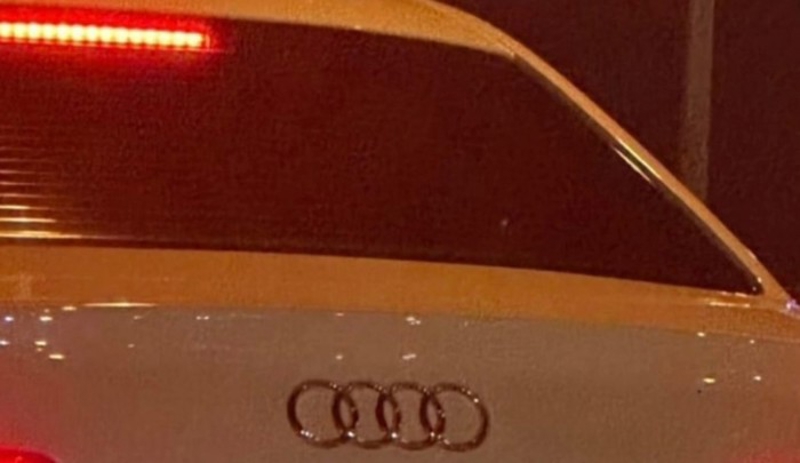 Tip iz Australije ima jednu od jačih registracija koje ste do sada vidjeli, fotka je teški hit