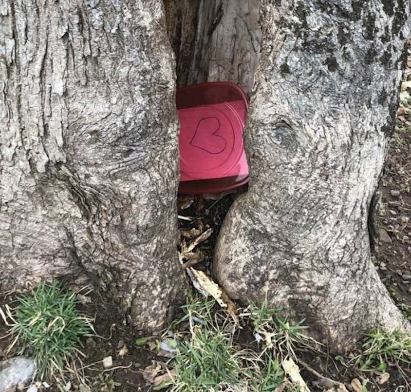 12. Skrivena kutijica s preslatkom porukom čiji sadržaj neću otkriti.🤫