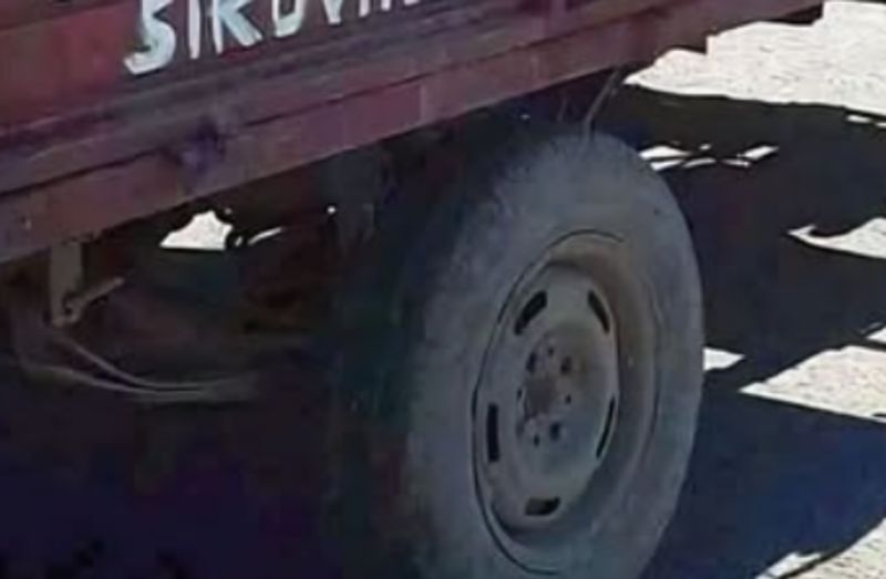 Natpis na kombiju za prijevoz sekundarnih sirovina nasmijao je cijelu zemlju, morate vidjeti