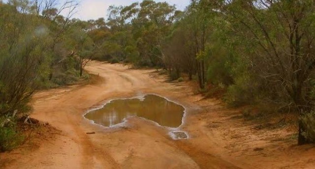 27. Lokva u obliku Australije u Australiji
