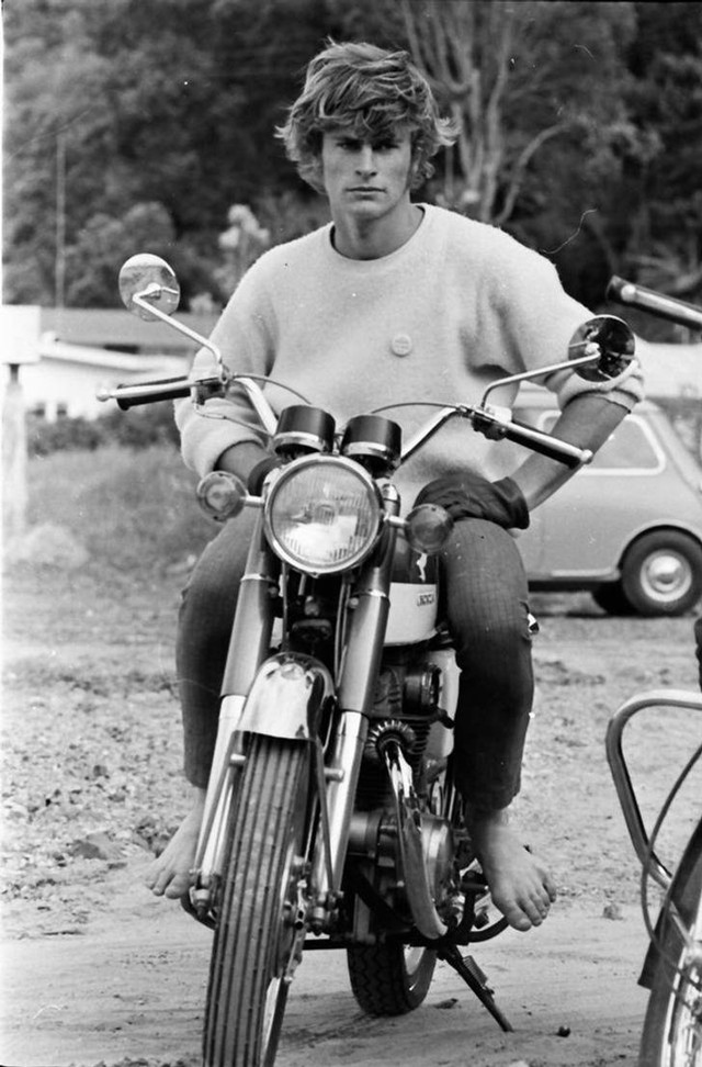 13. Nisam znala da je moj tata u mladosti bio zgodan kao lice s naslovnice, fotka je iz kasnih 1960-ih