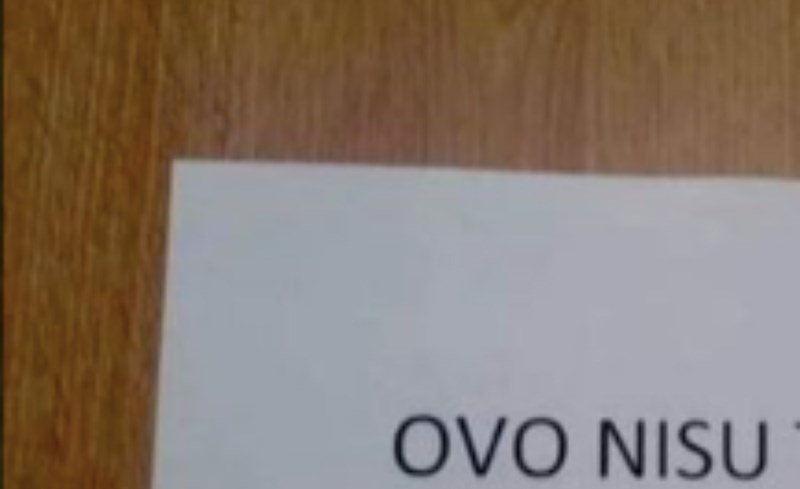 Poruka na vratima u jednom državnom uredu hit je u cijeloj zemlji, odmah će vam biti jasno zašto