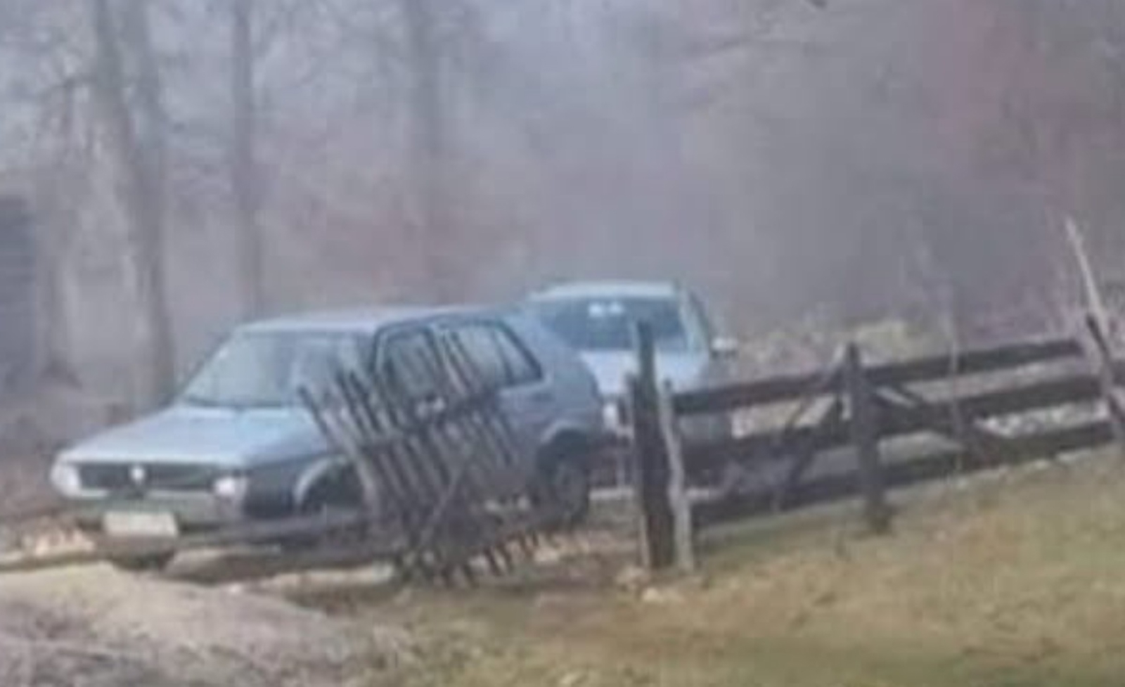 Fotka iz BiH nasmijala cijelu regiju, morate vidjeti od čega je nekome palo na pamet napraviti stol