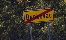 Vozač je na izlazu iz Benkovca primijetio zanimljiv prizor pored ceste, odmah je postao hit na Fejsu