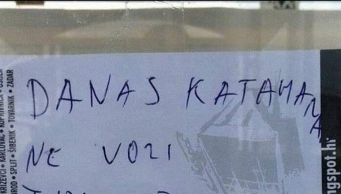 Prijevod obavijesti o nedolasku katamarana nasmijao je Zadrane, odmah će vam biti jasno zašto
