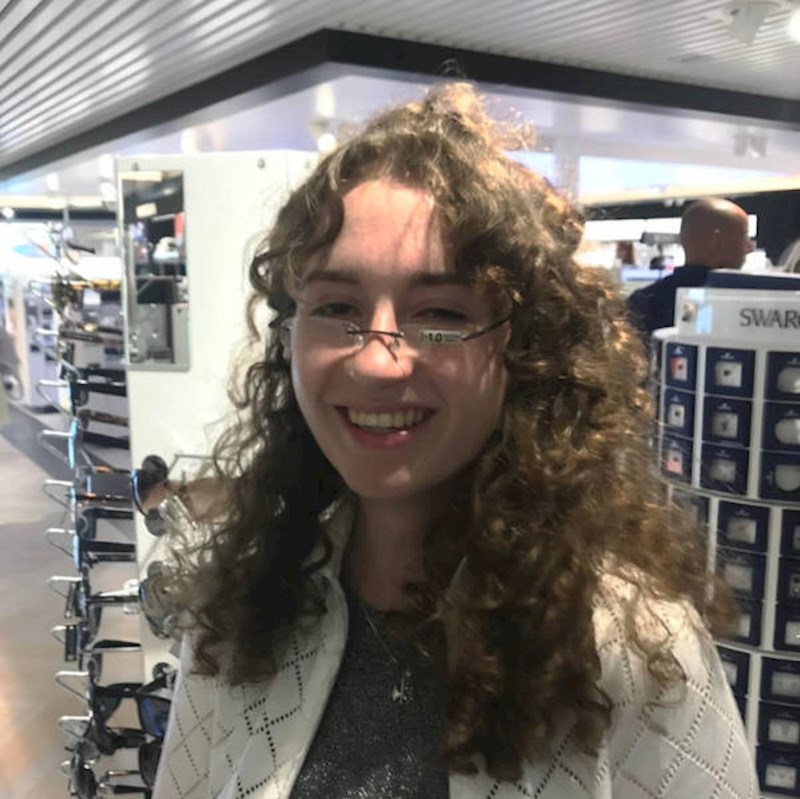 8. Svi misle da sam u 30-tima, ali zapravo imam samo 19