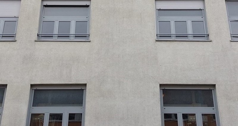 Netko je na prozorima jedne zgrade uočio nešto nesvakidašnje i nasmijao ekipu na Fejsu