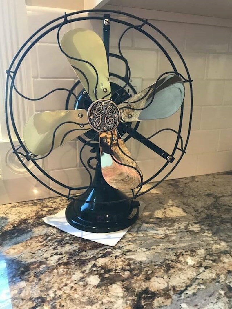 5. Prefora vintage ventilator