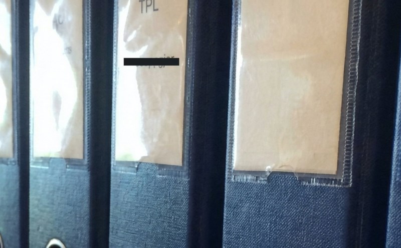 Preko 5 tisuća ljudi na Fejsu lajkalo je fotku detalja iz jednog ureda, odmah ćete vidjeti zašto