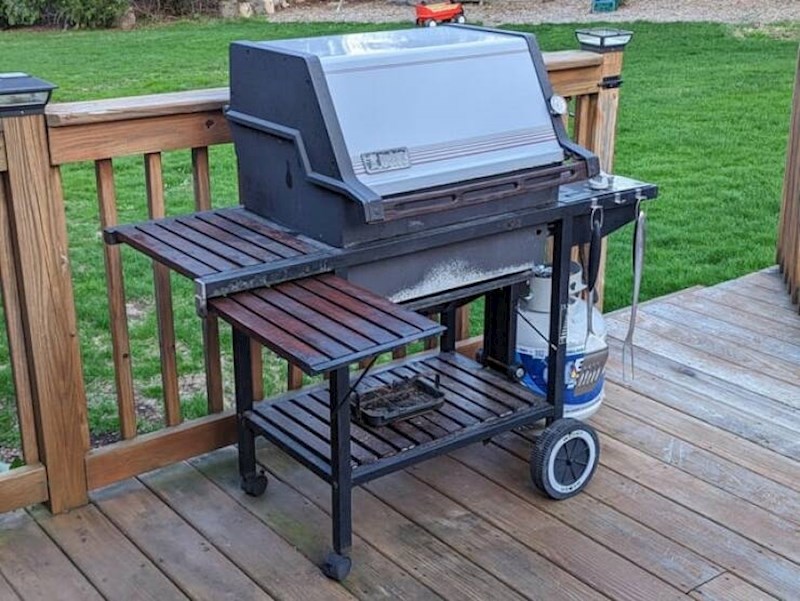 9. Roštilj koji slavi 30. rođendan i dalje savršeno funkcionira