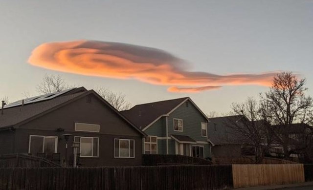 8. Oblak koji izgleda kao da je fotošopiran na nebo