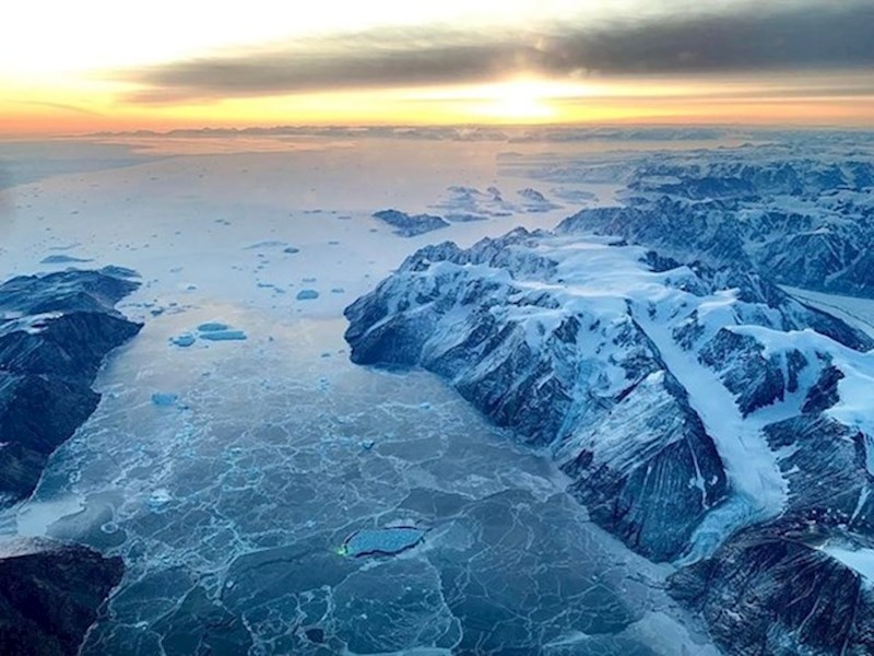 16. "Čekao sam po vjetru i kiši da ovi oblaci dođu iznad vrhova planina. Svaka sekunda smrzavanja se isplatila."