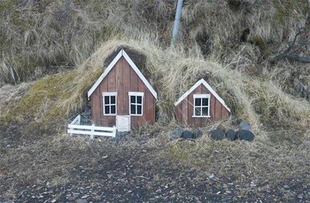 9. Više od 50 posto Islanđana vjeruje u vilenjake, a postoji i vilenjačka škola