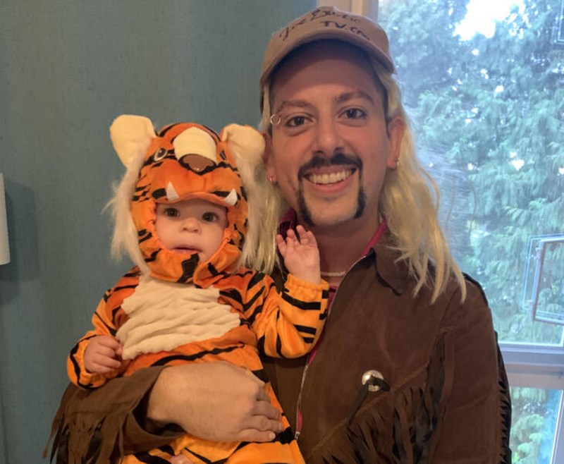 11. Tata i sin za Noć Vještica