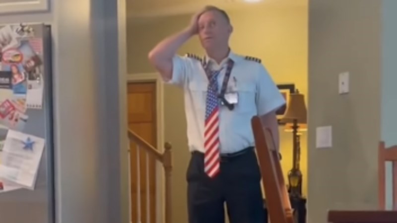 19 milijuna pregleda: Urnebesna reakcija ovog tate na dolazak psa u kuću oduševila je internet