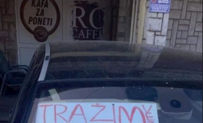Tip iz Srbije postavio je bizaran oglas na vjetrobransko staklo, fotka je odmah postala hit u regiji