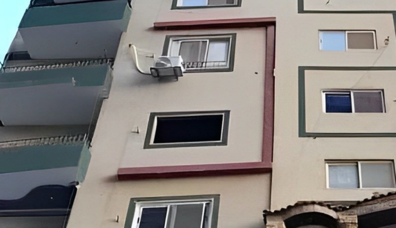 Detalj na zgradi u Bugarskoj do suza nasmijava prolaznike, morate vidjeti što je stanar izgradio