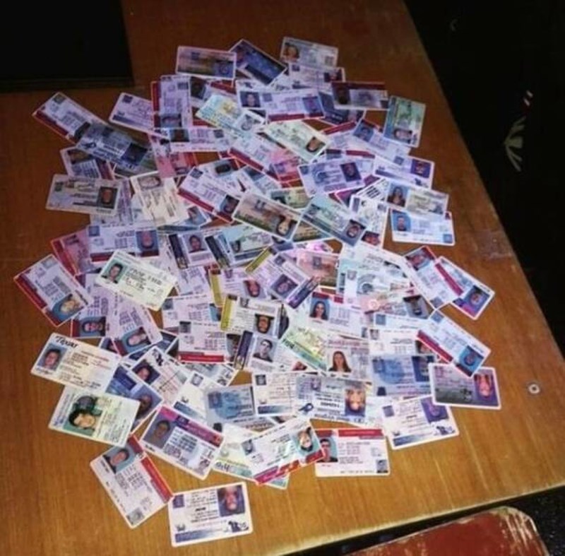 11. Sve lažne osobne koje su redari oduzeli na glazbenom festivalu