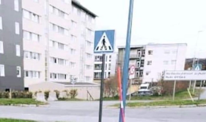 Fotka iz Hrvatske teški je hit na popularnoj FB stranici, odmah ćete vidjeti zašto