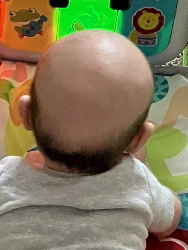 3. Frizura moje kćerke je...neopisivo smiješna.😆