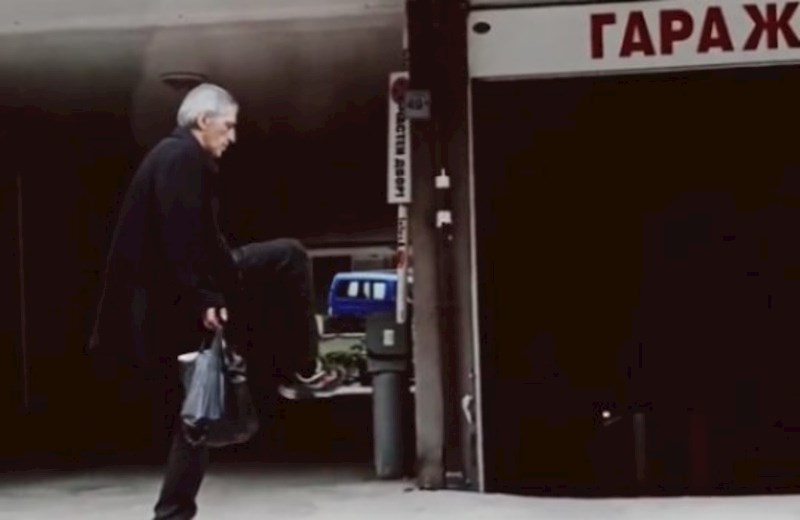 Netko je u jednoj ulici u Srbiji uočio bizaran prizor, snimka je odmah postala hit u cijeloj regiji