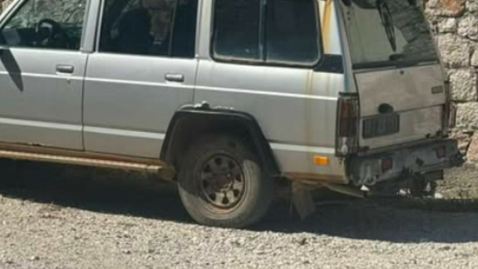 Ljudi ostaju u šoku kad vide ovaj auto: Pogledajte kako je Dalmatinac spojio auto i brod u jedno
