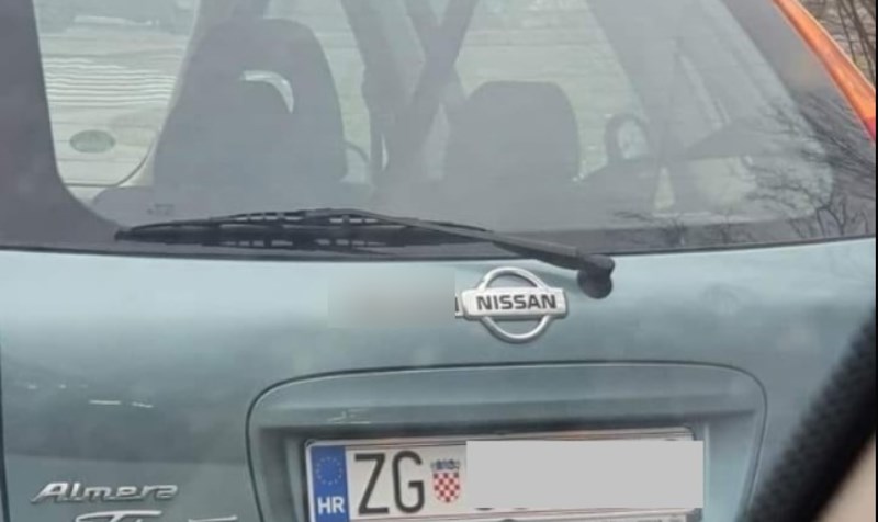 Zagrepčanin je odlučio poslati poruku svima natpisom na autu, neki su oduševljeni, a neki zgroženi