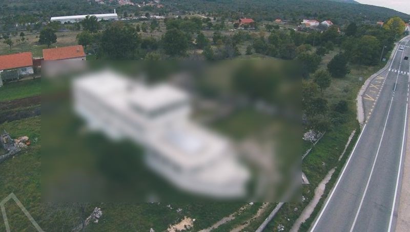 U Dalmaciji se nalazi najposebnija kuća u Hrvatskoj, toliko neobična da ljudi ne vjeruju da postoji