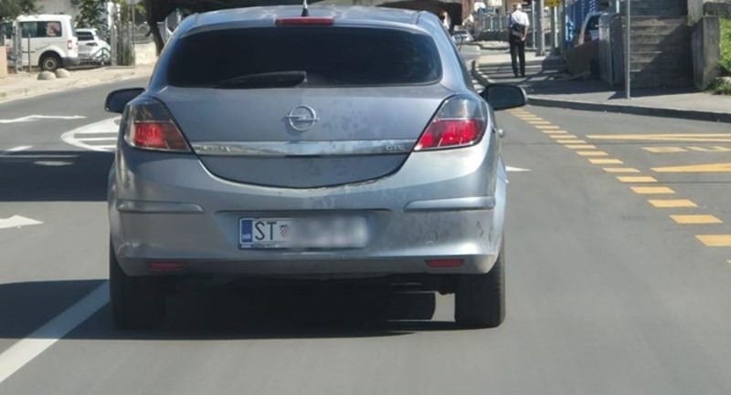 Ljudi u Splitu nisu mogli vjerovati kad su vidjeli scenu na cesti, pogledajte što tip vozi