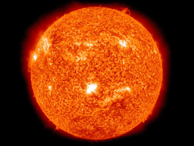 Sunce čini 99,86% mase cijelog Sunčevog sustava