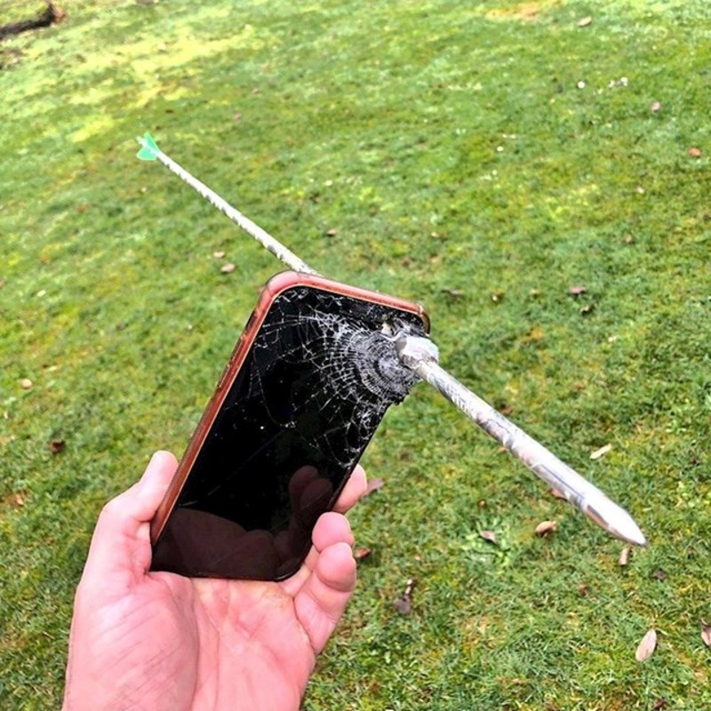 Odlučio je snimati video o streličarstvu