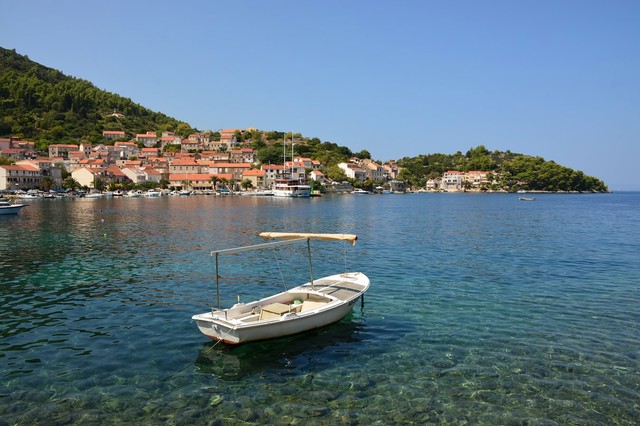6. Račišće (Korčula)
