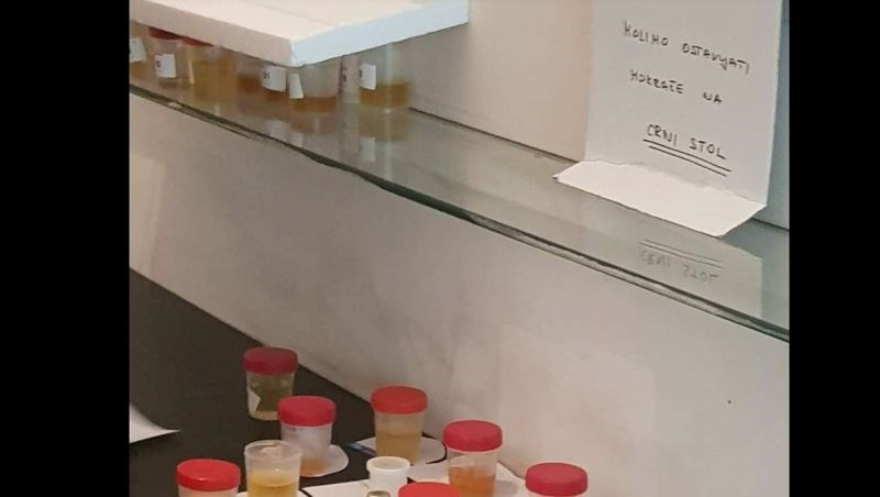 Fotka koja obara sve rekorde, nećete vjerovati u čemu je netko donio uzorak mokraće na analizu
