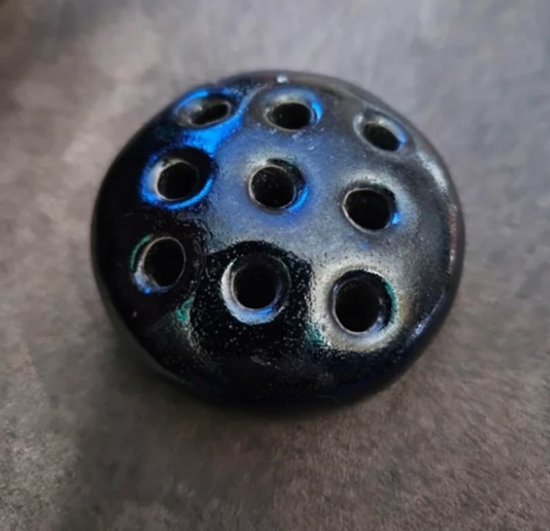 9. "Zna li netko što bi trebalo biti ovo?"