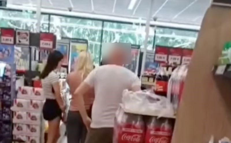 Tip iz Imotskog je na glavu tetovirao nešto nevjerojatno, svi su ga snimali u trgovini