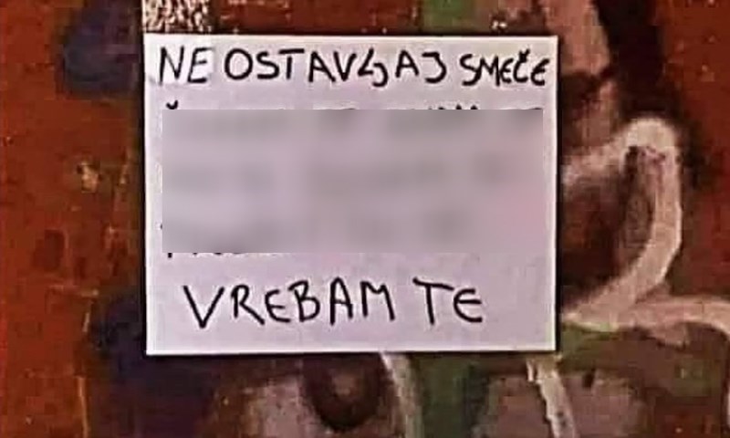Tip je ostavio urnebesnu poruku ljudima koji mu bacaju smeće pred kućom, prvi komentar je hit!