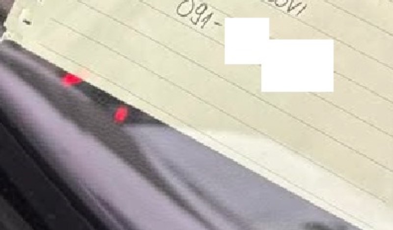 Djevojka je ostavila poruku na autu kojom je objasnila zašto ne može platiti parking