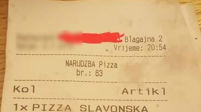 Žene nisu mogle vjerovati svojim očima kad su vidjele što piše na njihovoj narudžbi za pizzu