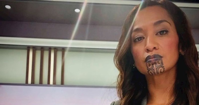 Gledatelj se stalno žalio na voditeljicu s tetovažom na licu, svi su oduševljeni njenom reakcijom