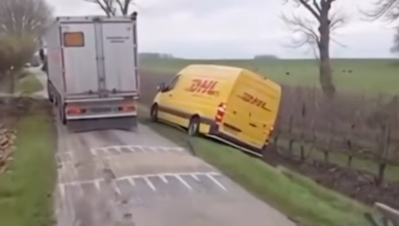 Odavno nije snimljena luđa scena na cestama, ovo morate vidjeti!