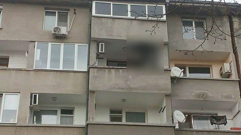 Fotka iz Srbije je hit na Redditu, stranci ne mogu vjerovati što je tip izveo s balkonom