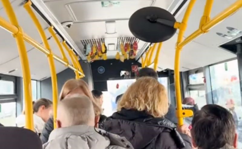 Vozač autobusa iz Nepala poslao je suptilnu poruku svim Beograđanima, kužite što je napravio?