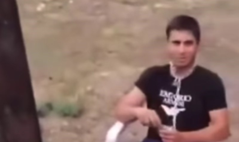 Tip je pokazao u kakvu kaznu ga je otac stavio, snimka je nevjerojatna!