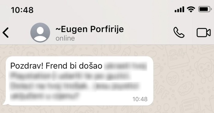 Tip je objavio oglas da prodaje Playstation, ostao je u šoku kad je vidio poruku od kupca