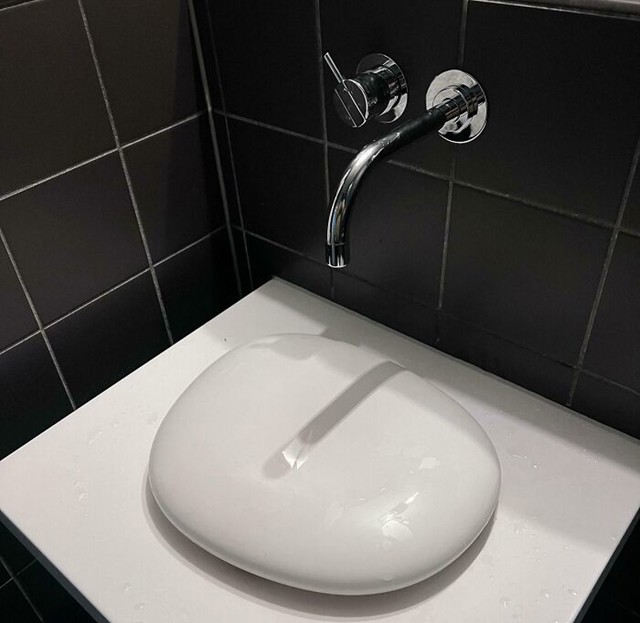 Umivaonik u švedskom hotelu