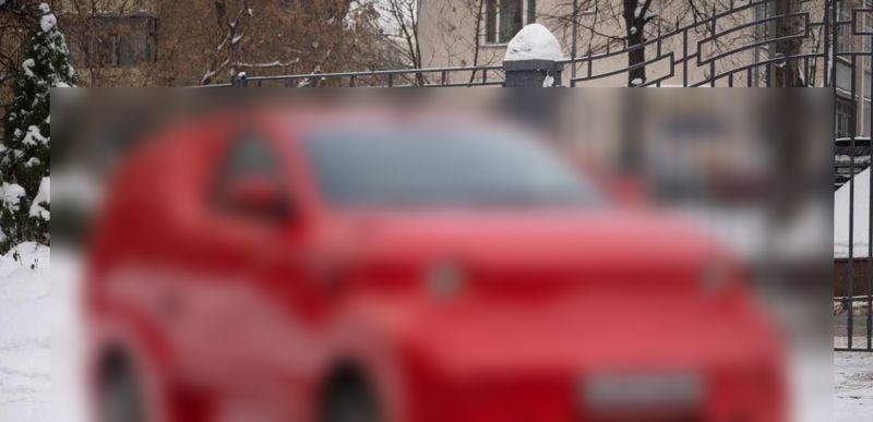 Rusi su objavili fotke svog auta kojeg zovu "ubojica Tesle". Internet je, blago rečeno, u šoku