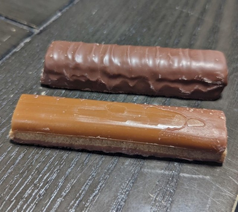 Twix koji nije umočen u čokoladu