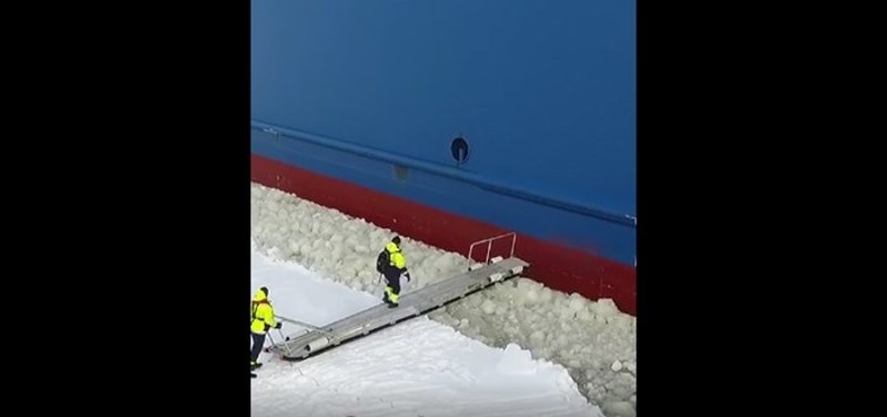 Snimka ukrcavanja na arktički ledolomac obara sve rekorde, ljudi ne vjeruju da je ovo stvarno