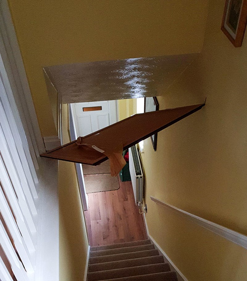 Sika je pala sa zida i ostala netaknuta